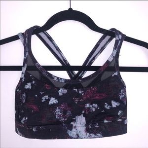 Lululemon Sports Bra -RARE- Size 6